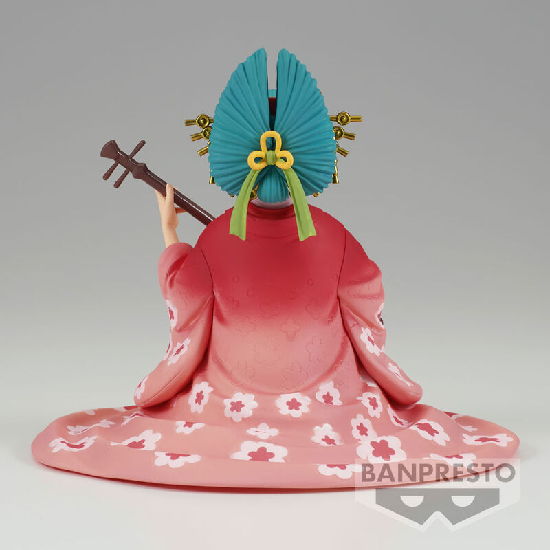 Vue arrière de la figurine Komurasaki One Piece DXF mettant en valeur la coiffure et les vêtements