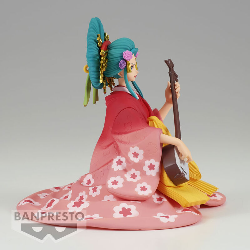 Zoom sur le visage expressif et les finitions détaillées de la figurine Komurasaki 10cm