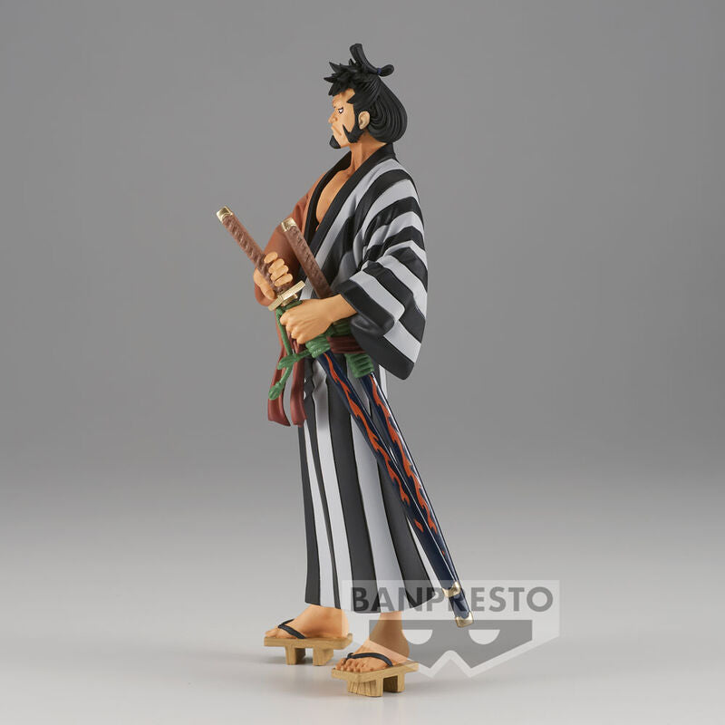 Photo rapprochée du visage expressif de la figurine Kin'emon One Piece DXF