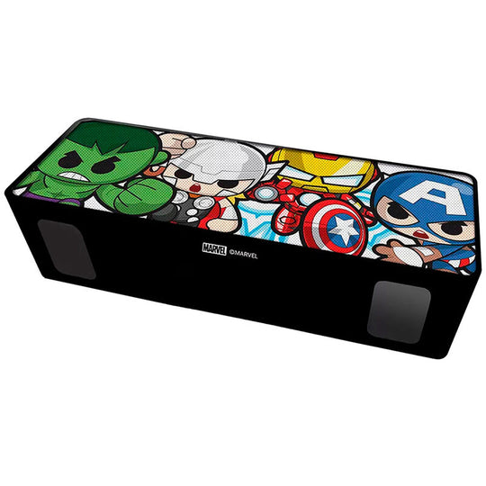 Image de l'enceinte Marvel Avengers avec câble de charge USB inclus
