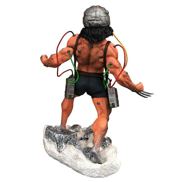 Figurine Weapon X Marvel par Diamond Select, angle latéral montrant la sculpture détaillée