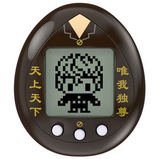 Tamagotchi Tokyo Revengers Tokkofuku avec écran affichant un mini-jeu de course de motos inspiré de la série animée.