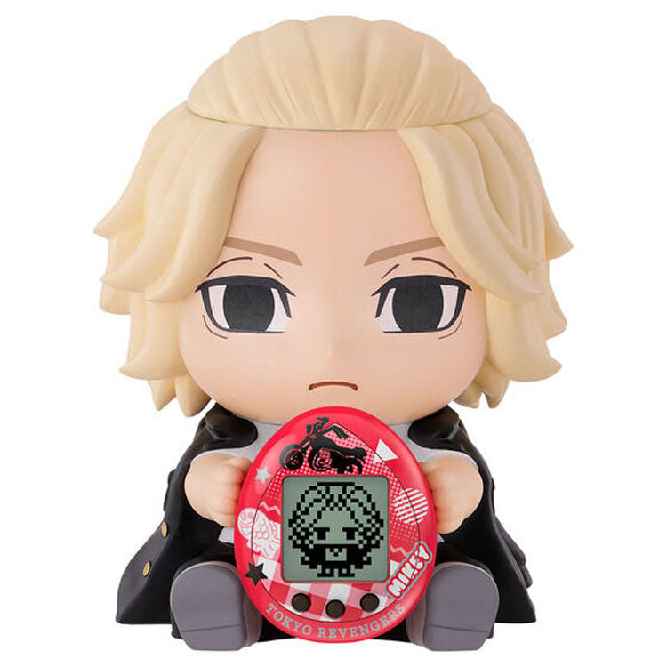 Packaging officiel BANDAI de la figurine Tokyo Revengers Hugmy Tamagotchi Manjiro Sano avec illustrations colorées
