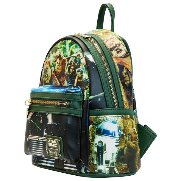 Zoom sur les bandoulières ajustables robustes du sac à dos Loungefly Star Wars Retour du Jedi