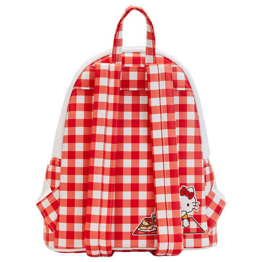 Photo du sac à dos Loungefly Hello Kitty porté sur l'épaule, illustrant le confort des bandoulières