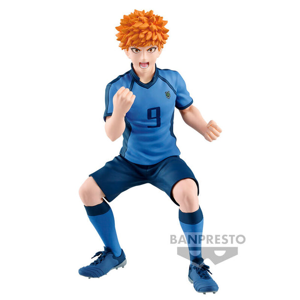 Figurine Rensuke Kunigami Blue Lock de 15cm par BANPRESTO, vue de face avec détails précis du personnage.