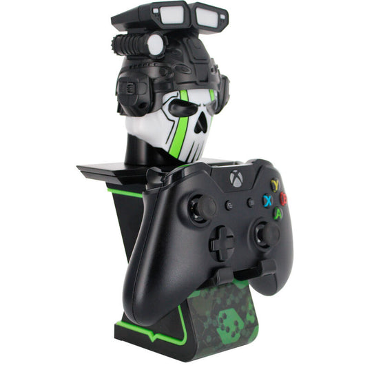 Zoom sur le plateau rotatif R.E.S.T. tenant une manette et un smartphone