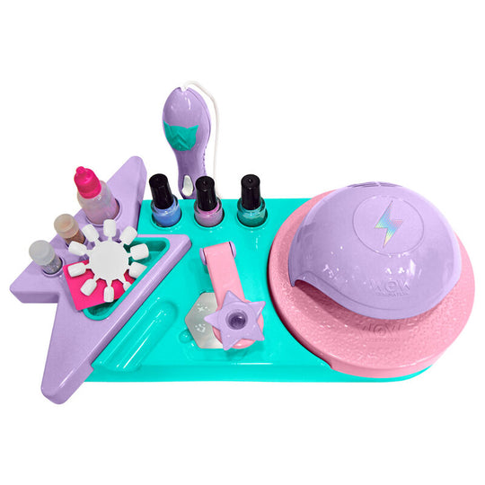 Studio nail art Wow Generation avec lampe de séchage et accessoires pour manucure enfant.