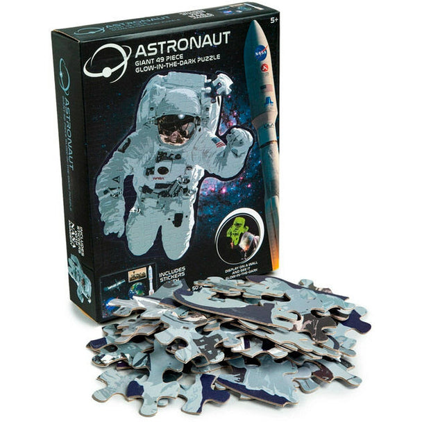 Détail du puzzle 3D Astronaute NASA montrant les pièces en plastique de haute qualité et les finitions précises