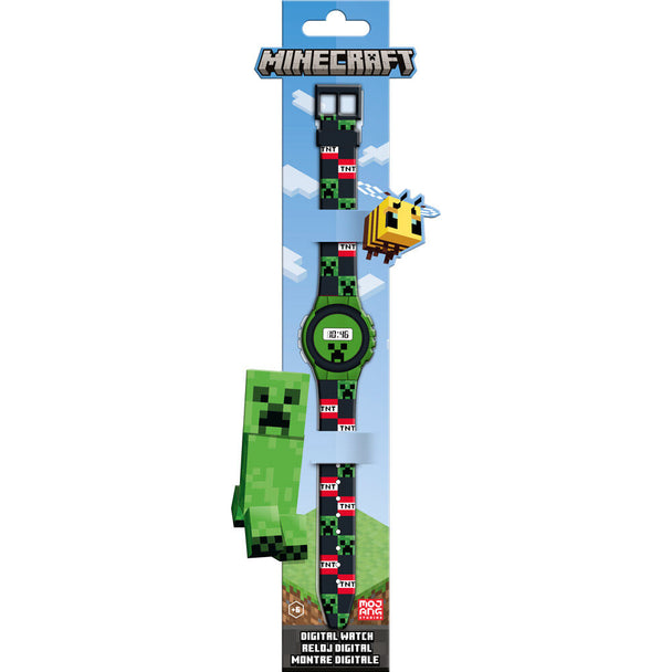 Montre digitale Minecraft KIDS LICENSING portée au poignet d'un enfant, montrant son style unique