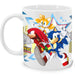 Vue de côté du mug Sonic The Hedgehog montrant le logo officiel KIDS LICENSING et la capacité indiquée