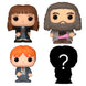 Zoom sur la figurine Bitty POP Hermione Granger de 2,2 cm dans son socle acrylique détachable.