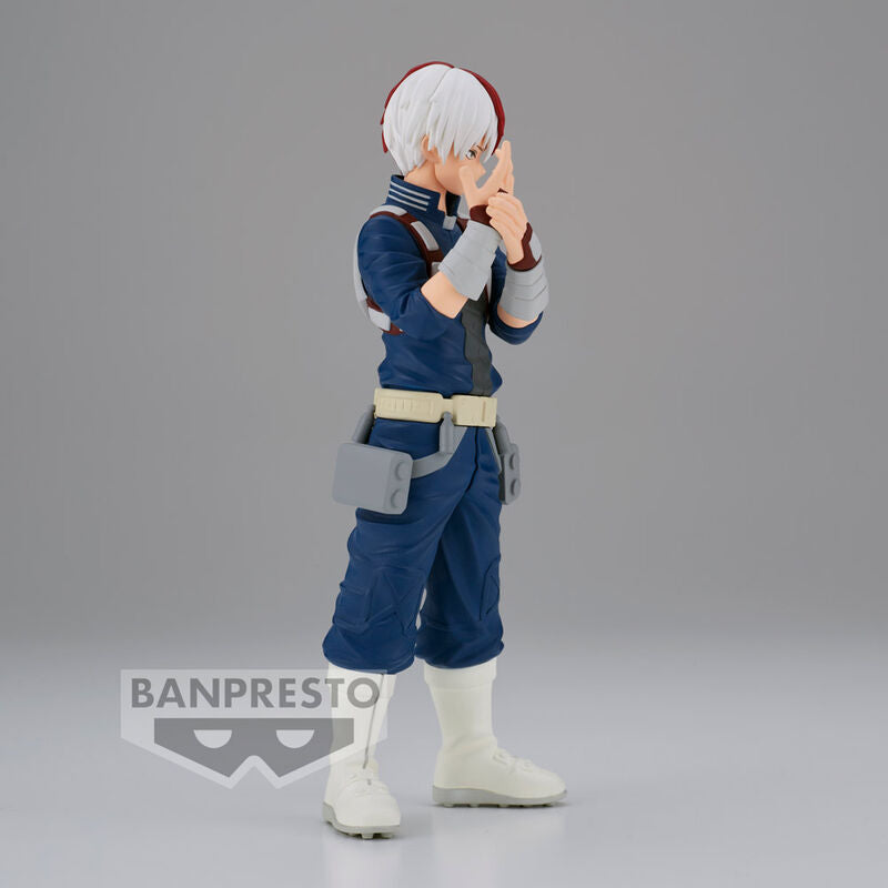 Zoom sur le visage expressif de la figurine Shoto II My Hero Academia par BANPRESTO