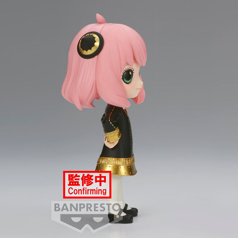 Vue arrière de la figurine Anya Forger III ver.A Q posket révélant les détails de sa coiffure