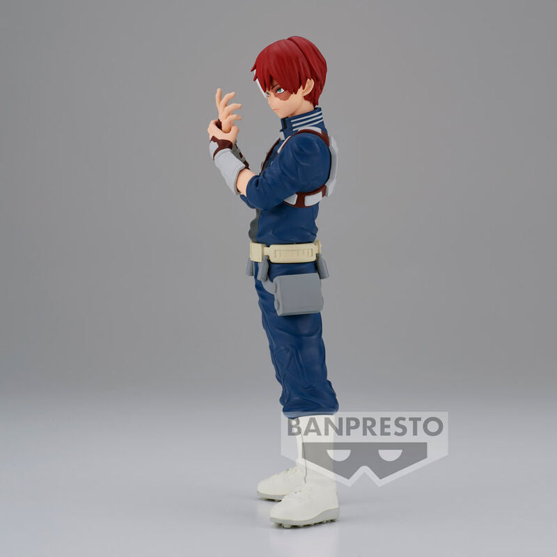 Vue arrière de la figurine Shoto II mettant en valeur les détails du costume et des cheveux