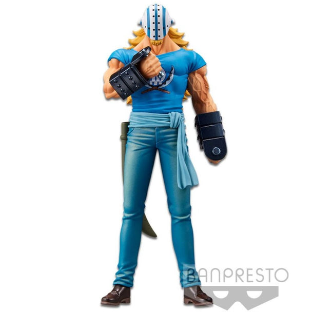 Zoom sur la figurine Killer en PVC de 17 cm montrant les couleurs et textures fidèles au personnage