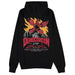 Modèle portant le sweat Demogorgon Stranger Things en extérieur avec capuche relevée