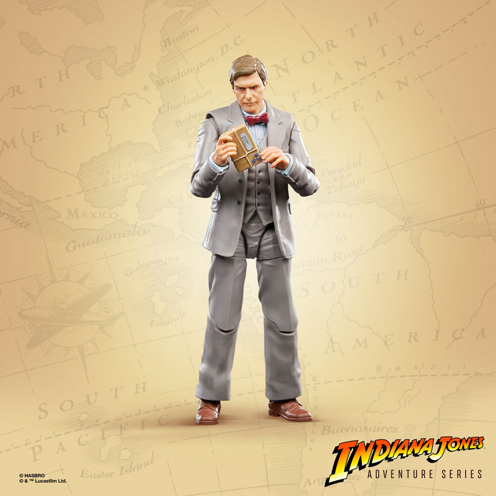 Vue rapprochée du visage et des traits réalistes de la figurine Indiana Jones 15cm