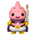 Set complet avec figurine POP Majin Buu posée à côté du t-shirt exclusif sur fond neutre