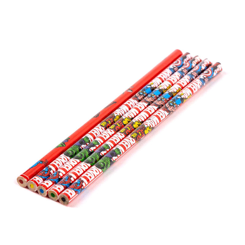 Packaging complet du set de papeterie Marvel Avengers CERDÁ prêt à être offert