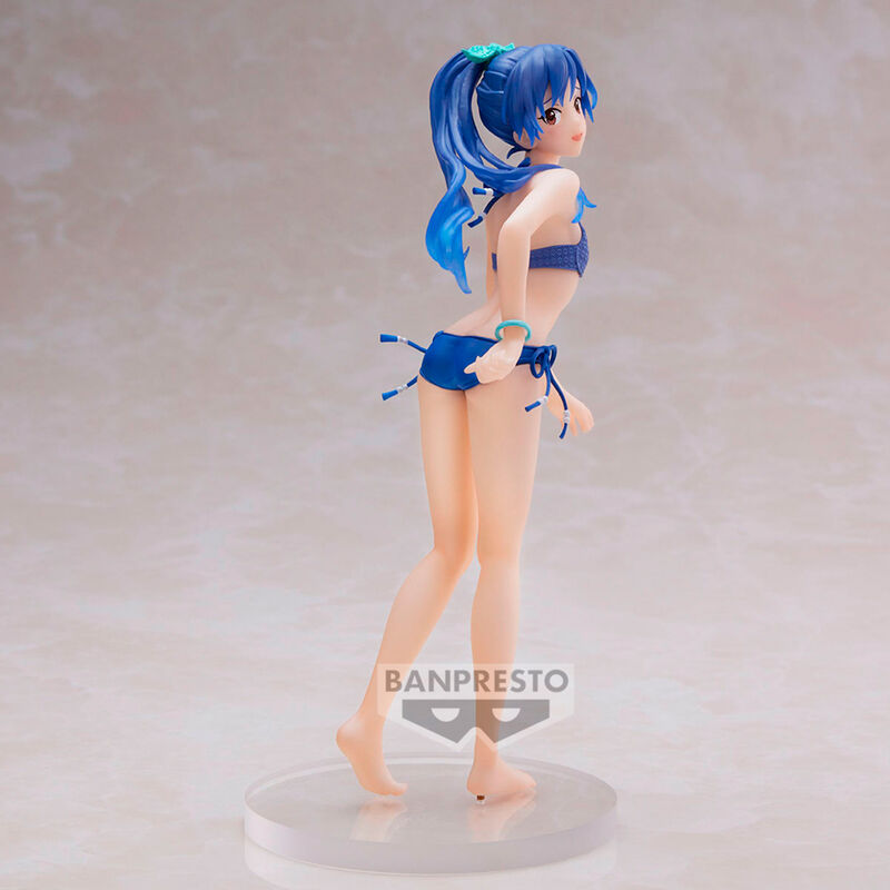 Gros plan sur le visage expressif de la figurine Chiaya Kisaragi Celestial Vivi