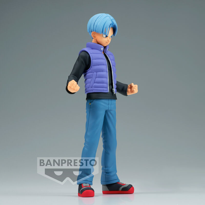 Détail du visage expressif de Trunks sur la figurine Dragon Ball Super Super Hero