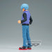 Photo de la figurine Trunks avec un éclairage mettant en valeur les couleurs vives