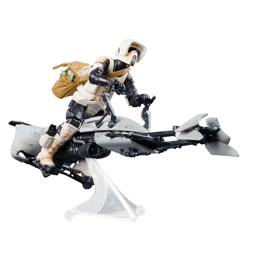 Zoom sur la figurine Scout Trooper en armure blanche sur le Speeder Bike détaillé