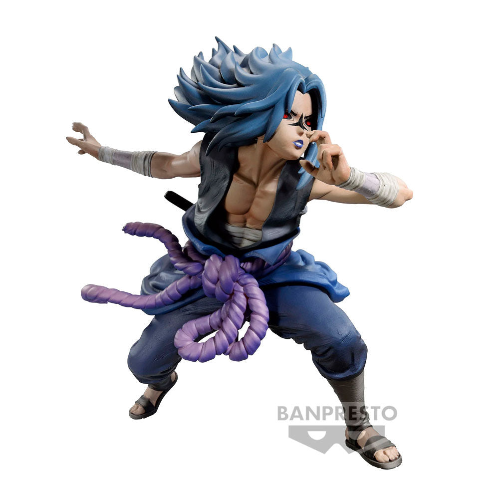Figurine Sasuke Uchiha de Naruto Shippuden Banpresto vue de face, hauteur 11cm, détails précis du personnage