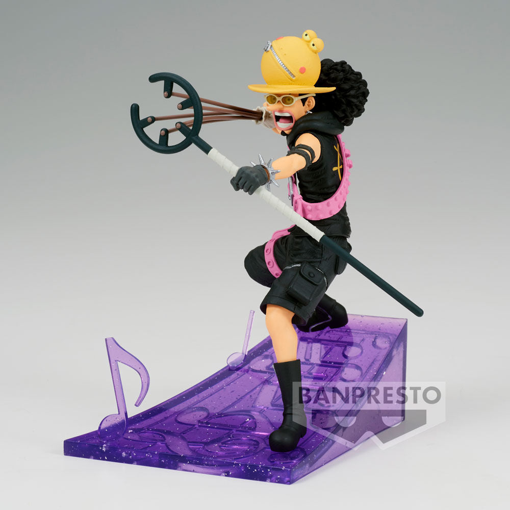 Figurine Usopp One Piece Film Red sur socle, présentation sous un angle dynamique