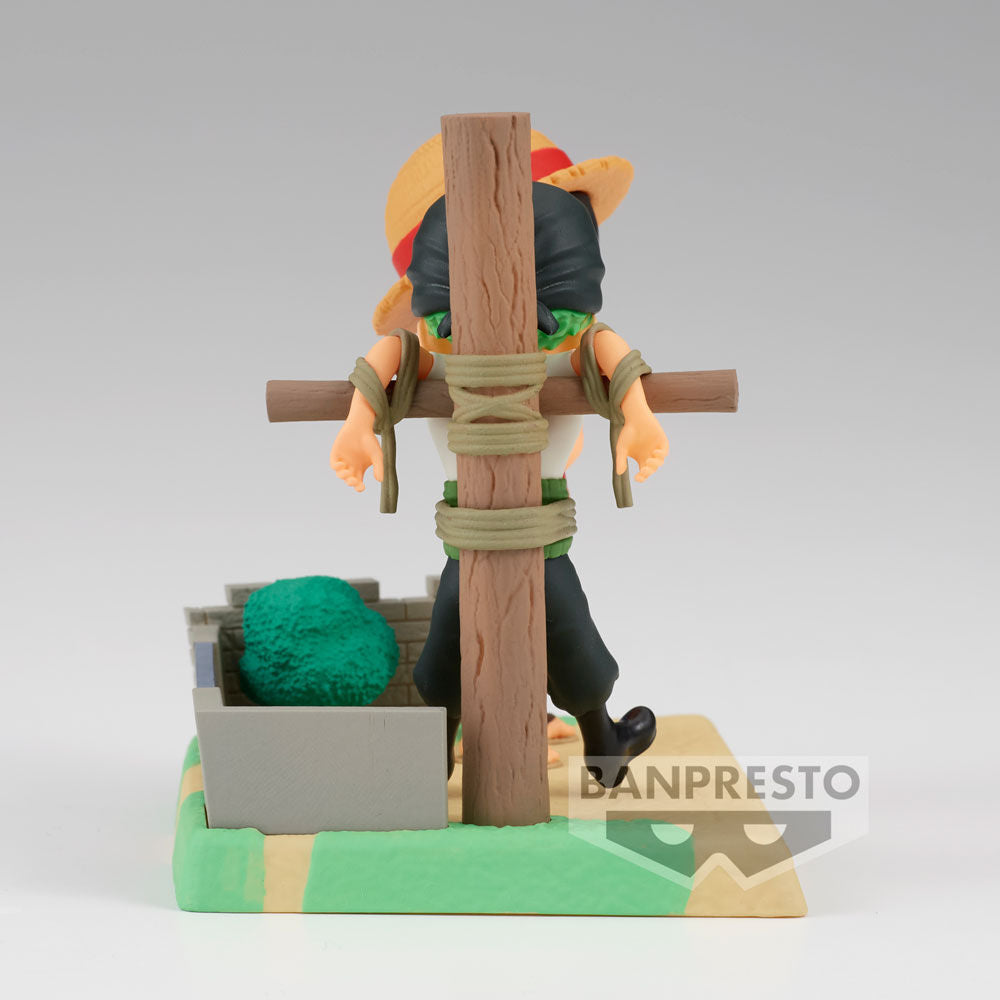 Détail des épées et expression faciale de la figurine Roronoa Zoro One Piece