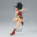 Zoom sur le visage expressif de Momo Yaoyorozu dans sa figurine officielle