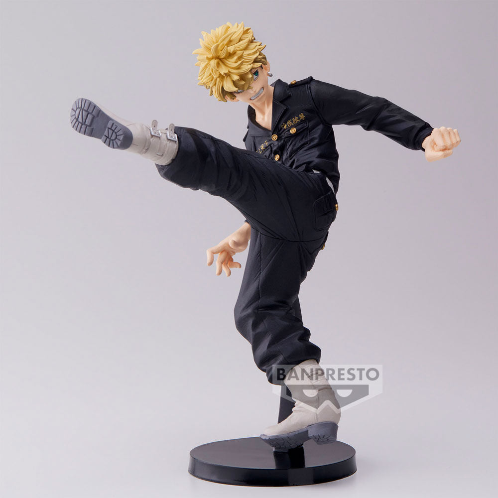 Zoom sur le visage expressif de la figurine Chifuyu Matsuno Tokyo Revengers King of Artist