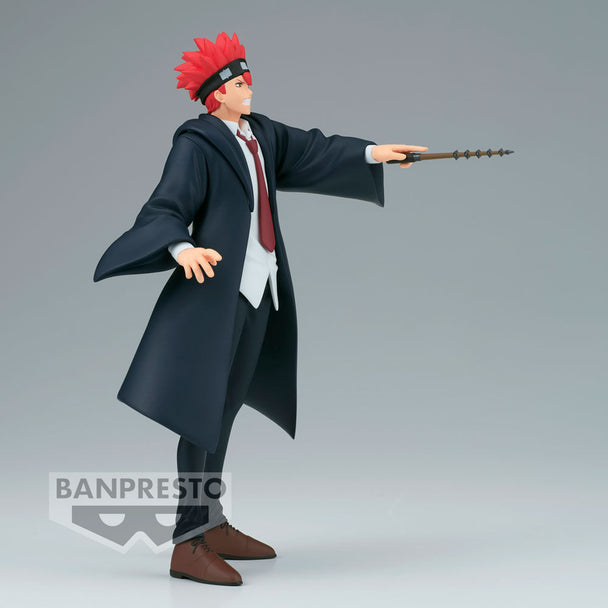 Profil gauche de la figurine Mashle DXF Dot Barrett montrant la posture dynamique
