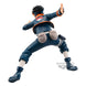 Figurine Obito Uchiha posée sur socle avec arrière-plan neutre