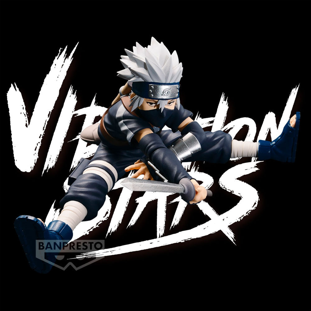 Figurine Kakashi Hatake en plastique peint avec soin sur fond neutre