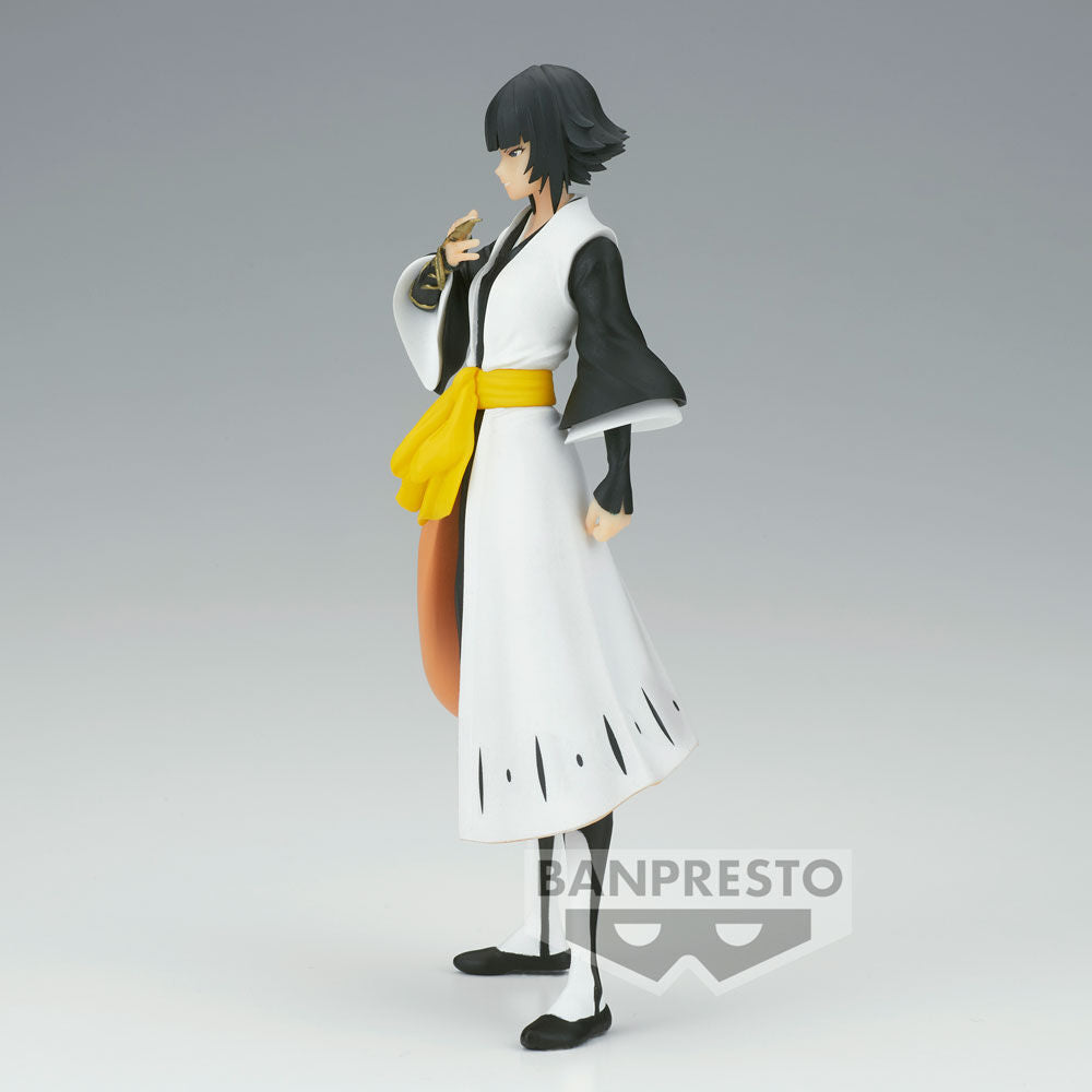 Vue arrière de la figurine Sui-Feng montrant les détails de la cape et des cheveux