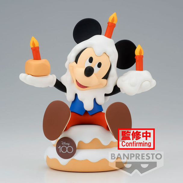 Détail de la tête de la figurine Mickey Mouse BANPRESTO avec couleurs vives et finition soignée