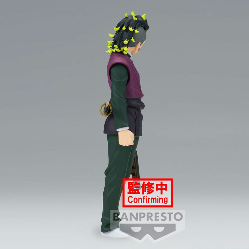 Vue arrière de la figurine Genya Shinazugawa Demon Slayer mettant en valeur la texture des vêtements