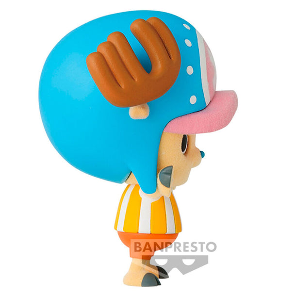 Gros plan sur la tête de la figurine Tony Chopper Fluffy Puffy montrant son expression emblématique