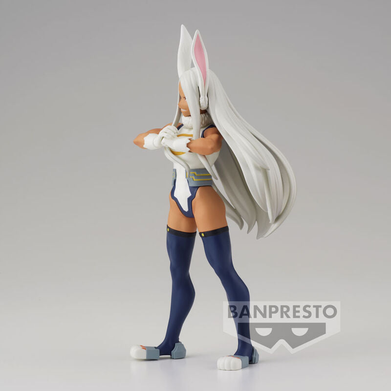 Figurine Mirko Rumi Usagiyama posée sur socle avec logo BANPRESTO visible en bas.