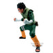 Zoom sur les mains de la figurine Rock Lee II en position de combat