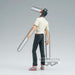 Figurine Chainsaw Man Chain Spirits Vol.5 exposée sur socle avec éclairage mettant en valeur les détails
