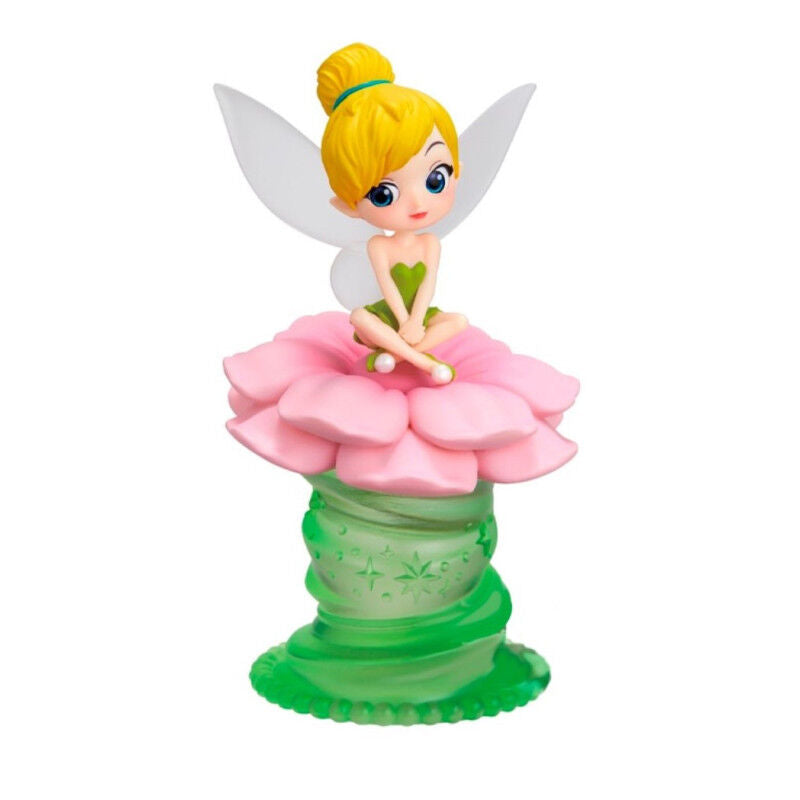 Image détaillée des mains et vêtements de la figurine Q Posket Clochette Disney