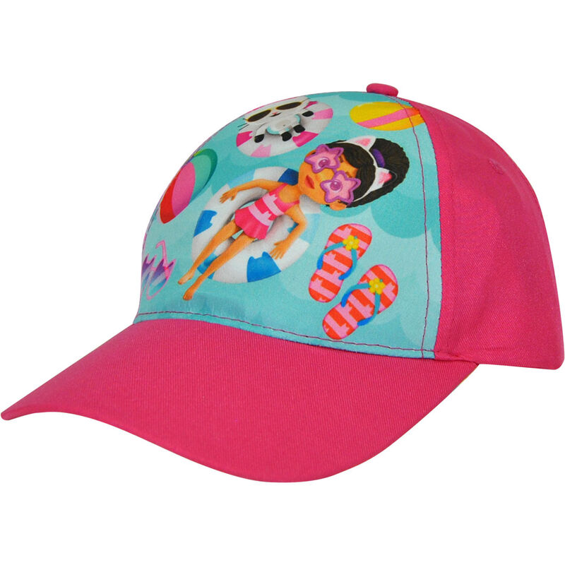 Casquette Gabbys Dollhouse portée par un enfant en extérieur