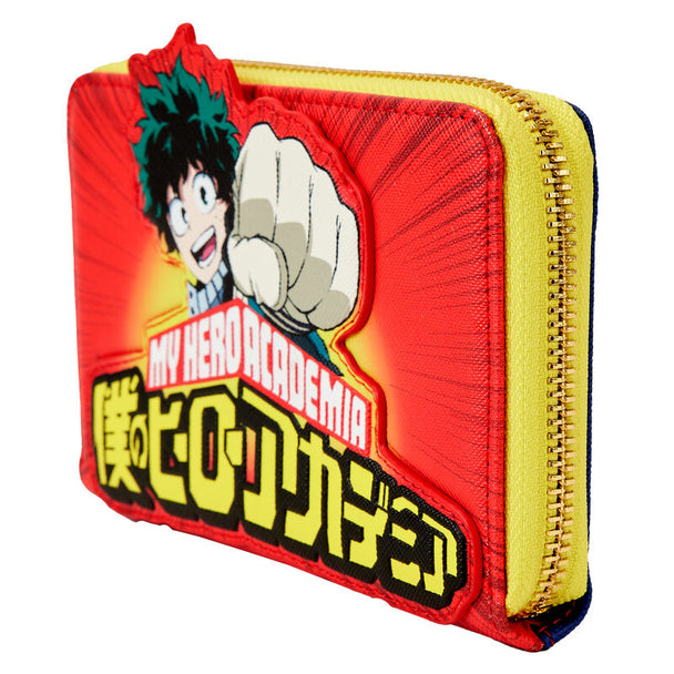 Gros plan sur la fermeture éclair dorée brillante du portefeuille My Hero Academia Izuku Punch Loungefly.