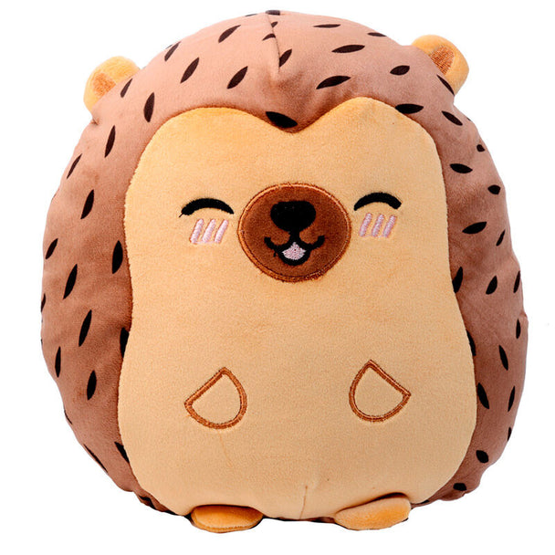 Coussin peluche hérisson Mitzi Adoramals PUCKATOR en velboa vue de face sur fond blanc