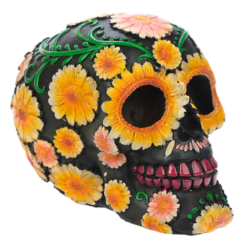 Vue arrière de la figurine Margaritas Crâne 11 cm avec motifs traditionnels mexicains