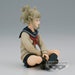 Zoom sur le visage expressif de la figurine Himiko Toga avec finition haute qualité