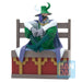 Figurine officielle BANPRESTO de Page One Ichibansho, personnage de One Piece, posée sur socle